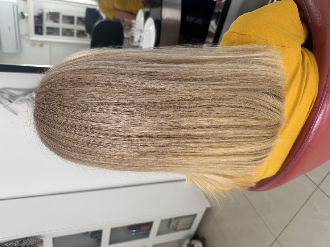 Editorial sleek style with shine