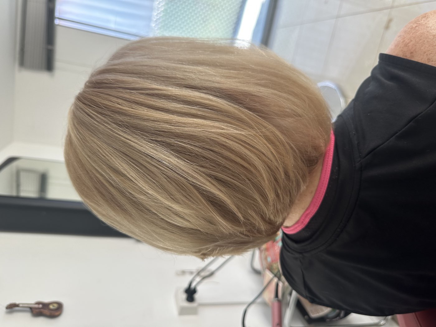 Romantic waves with warm highlights